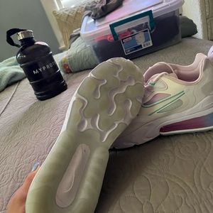 Womens Nike air max size 8